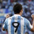 Argentina venció a Corea y está cerca de los octavos El seleccionado argentino venció por 4-1 a Corea del Sur con tres goles de Gonzalo Higuaín, uno en contra de Chu Yong Park, mientras que el tanto del equipo asiático...