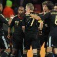 Alemania finalizó tercera en el mundial de Sudáfrica El seleccionado alemán consiguió un honorable tercer puesto, tras vencer por 3-2 al conjunto uruguayo, que no finalizaba cuarto en un mundial, desde Brasil 1950. Los goles del equipo europeo...