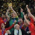 España le ganó a Holanda y es Campeón mundial El seleccionado español, se coronó campeón del mundo tras vencer a Holanda por 1-0, el gol lo convirtió Andrés Iniesta a 5 minutos del final del encuentro. Es la primera...