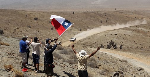 El paso del Rally Dakar en su edición del 2012 por Chile tuvo muchas repercusiones, el qatarí Nasser Al-Attiyah, último campeón en autos, abandonó en la novena etapa y además...